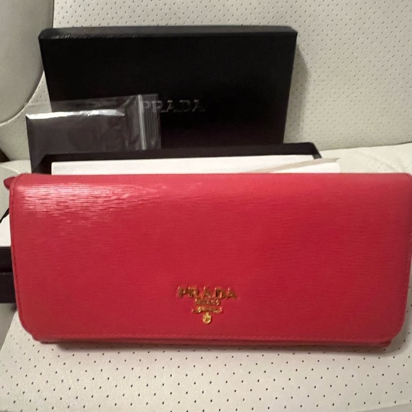 Prada Coral Leather Women's Wallet - Picture 1 of 3